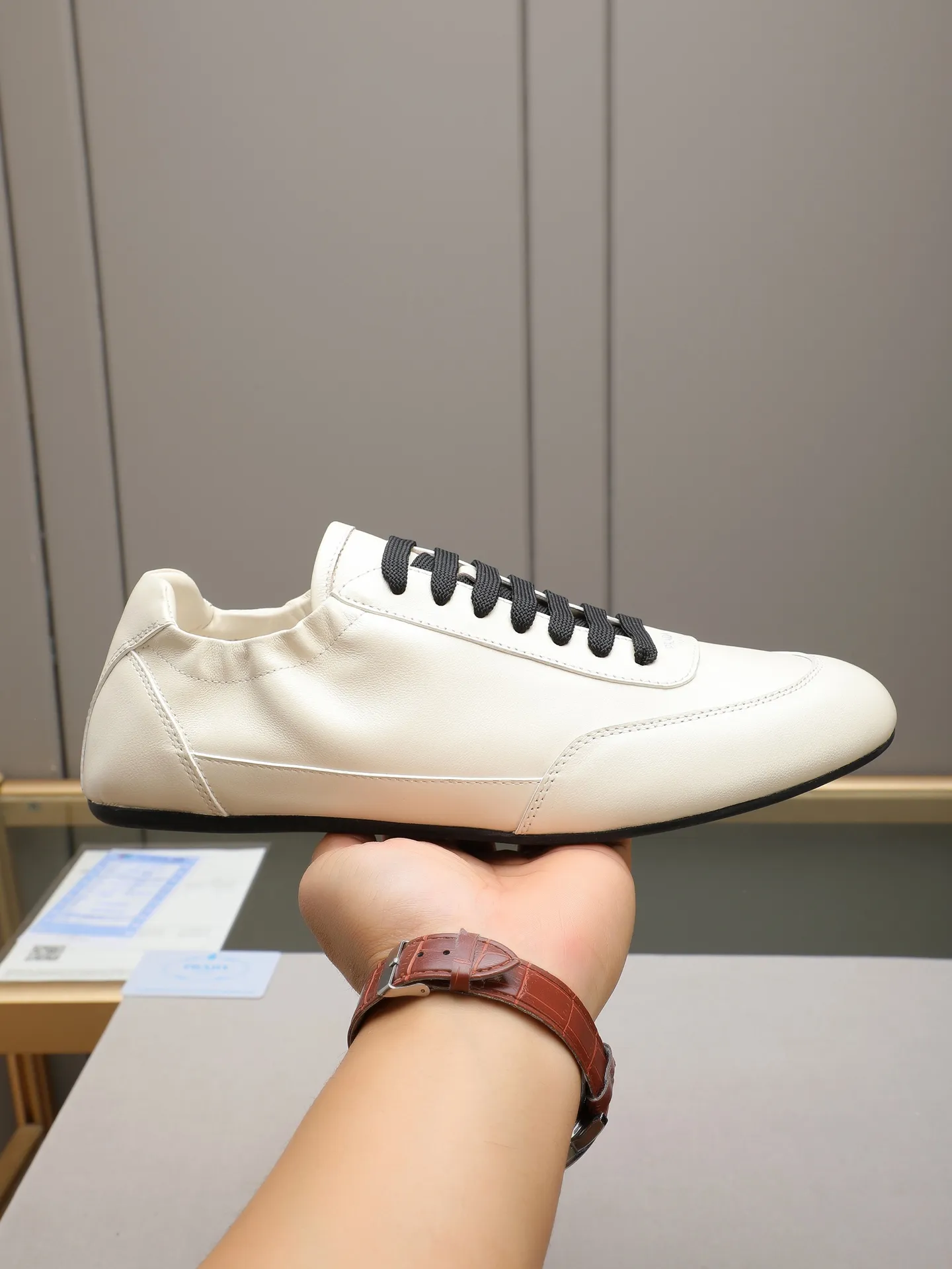 Men's shoes 💰520 PRADA, original version developed 1:1. Fabric sheepskin ➕Imported water-dyed sheep lining, rubber outsole, code number 38 to 44 (45 customized)